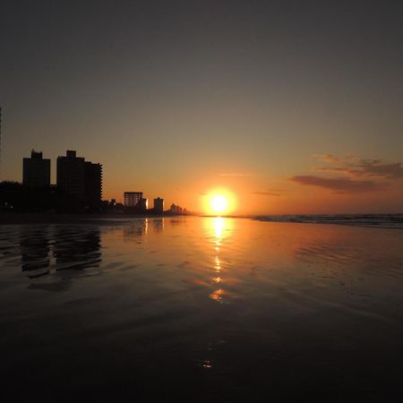 Apartamento Temporada Pe Na Areia มอนกากวา ภายนอก รูปภาพ